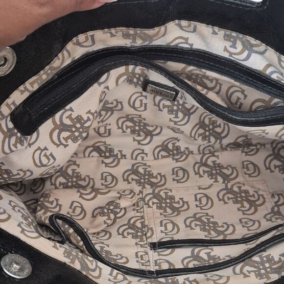 Guess Clutch Black Handbag with Silver Accents - Picture 11 of 16